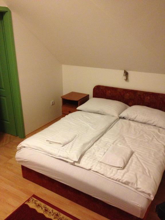 Zatonyi Csarda Panzio Bed & Breakfast Dunasziget Cameră foto